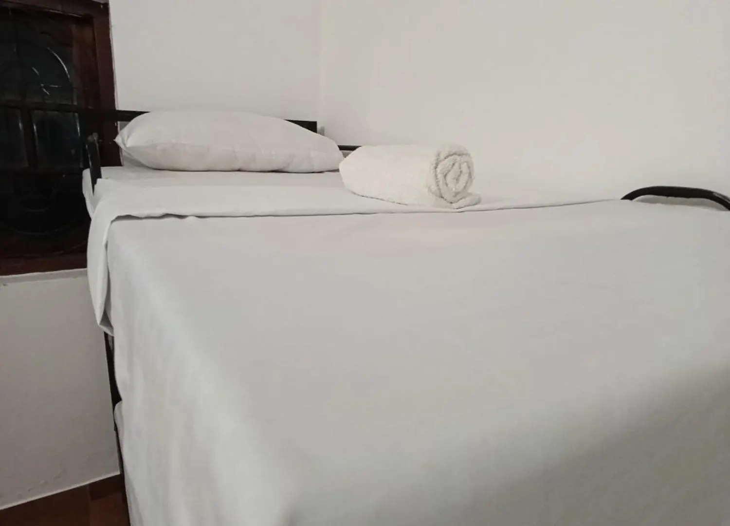 S And P Airport Transit Hostel And Villa 01 Negombo